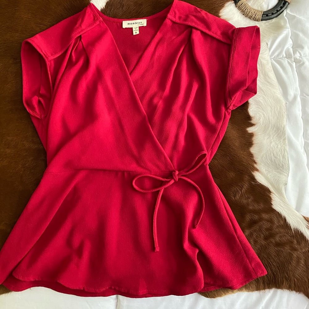 Red float shirt